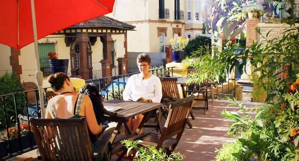 Villa Alicia Guest House مالقة