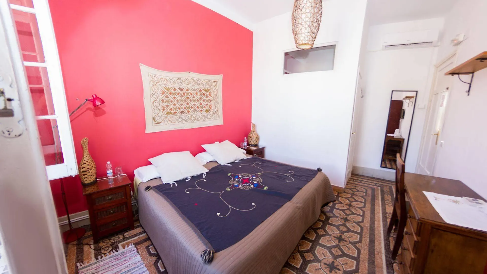 Villa Alicia Guest House مالقة